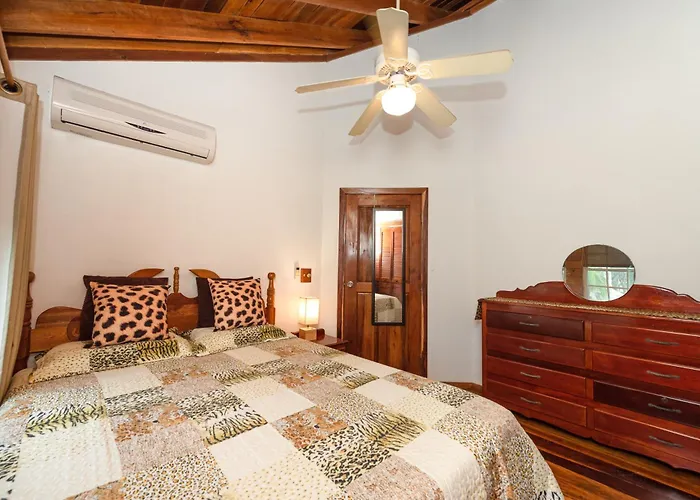 Pur Private * San Pedro (Ambergris Caye)
